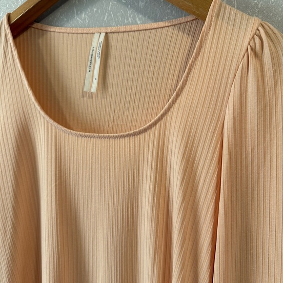Anthropologie Pale Peach long puffed sleeve ribbed tee - Picture 3 of 8